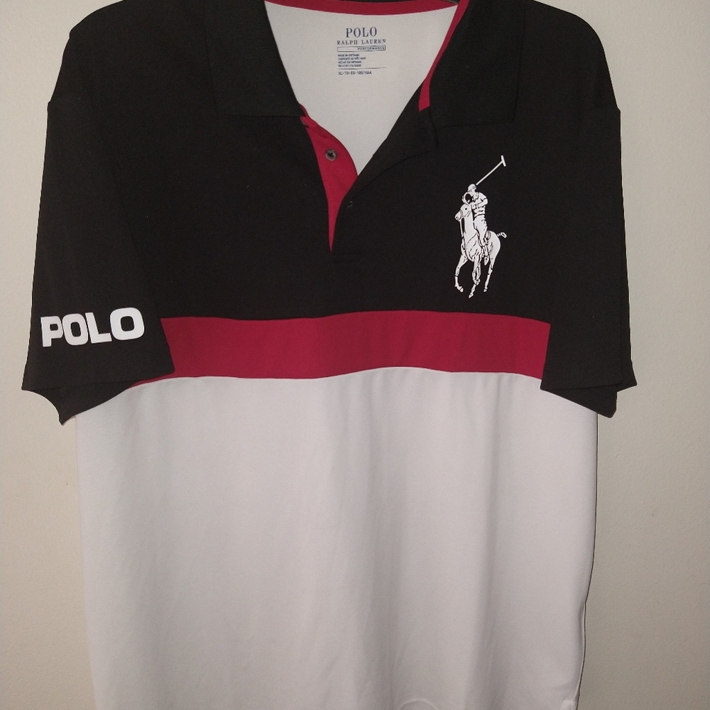 Set of Polo shirts